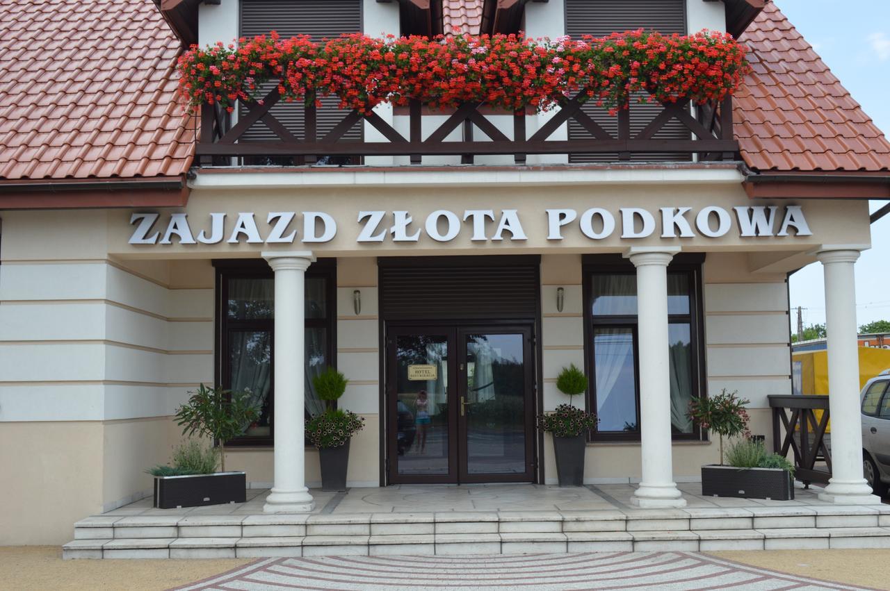 Zajazd Zlota Podkowa Hotel Wrocki ภายนอก รูปภาพ